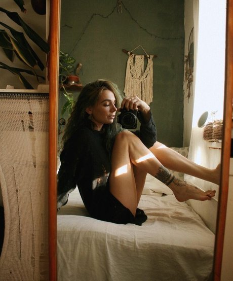 Irina Adelina top profile image