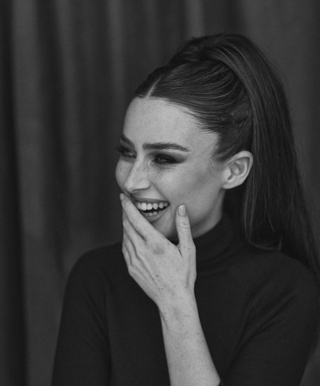 Effy Palarya セクシーなスター 画像