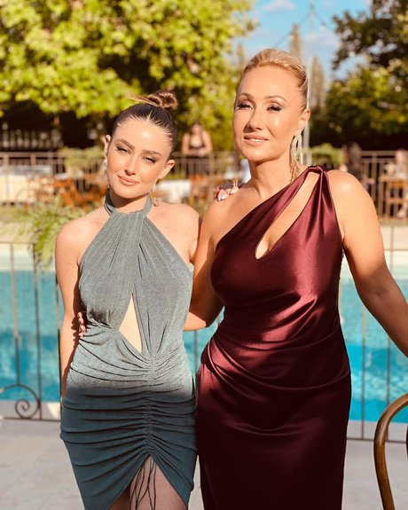 Effy Palarya トップモデル 写真