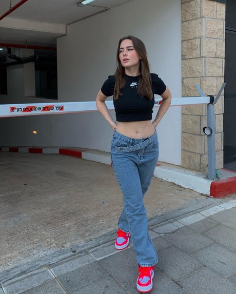 濃厚なラテン系熟女OnlyFans ベスト 写真