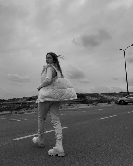 ニューハーフ 熟女 OnlyFans ホットヌード 写真