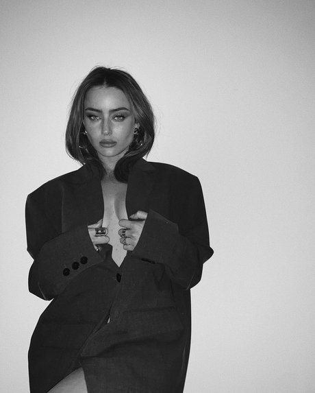 イギリス人熟女OnlyFans セックス 写真