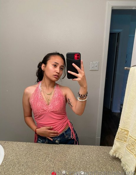 hotinlejungle トップモデル 画像