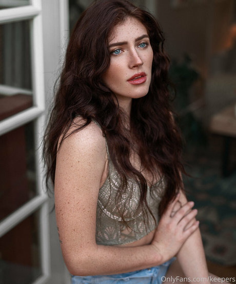 姉妹OnlyFans アートポルノ 画像