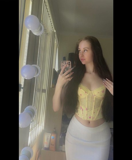 taliah nugg 無料モデル 写真