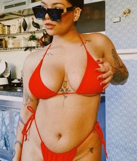 Kennya Raposo エロティックなモデル 写真