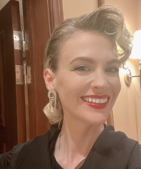 January Jones ポルノスター エロティック 写真