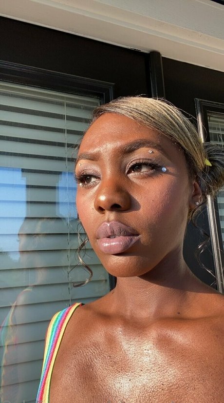 熟女ファックOnlyFans ポルノ 画像