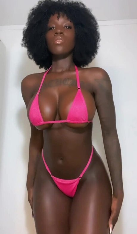 毛深いBBW OnlyFans ポルノ 写真