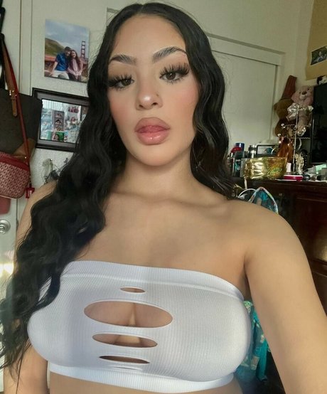 katiiebaeb トップ女優 ギャラリー