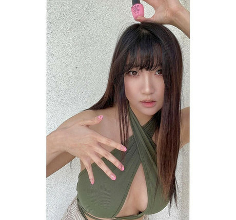 濃厚なラテン系熟女OnlyFans 無料xxx 画像