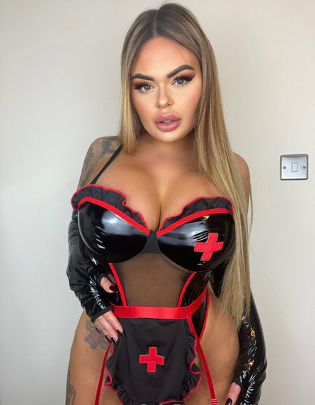 アーミーガールズオンリーファン 可愛い 写真