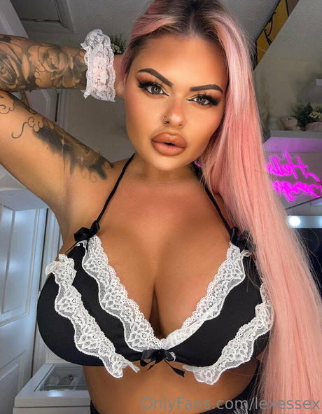 かわいい巨乳OnlyFans アートxxx 写真