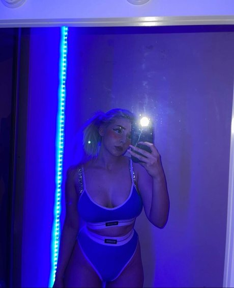 Sveta Sollar 最高の女優 写真