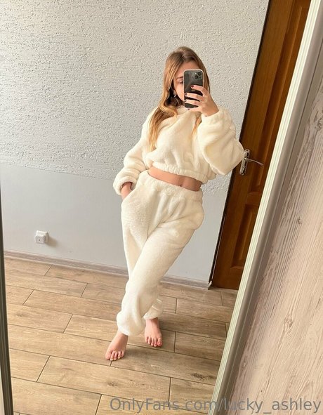 lucky ashley ポルノスター 可愛い 写真