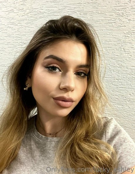 lucky ashley トップスター ギャラリー