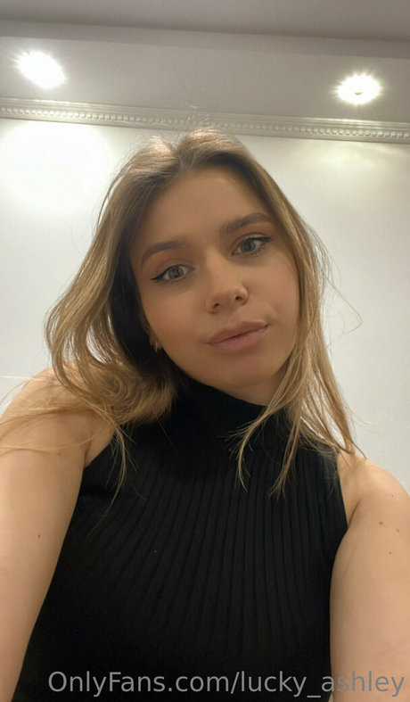 OnlyFansを無効にしました ホットセクシー 画像