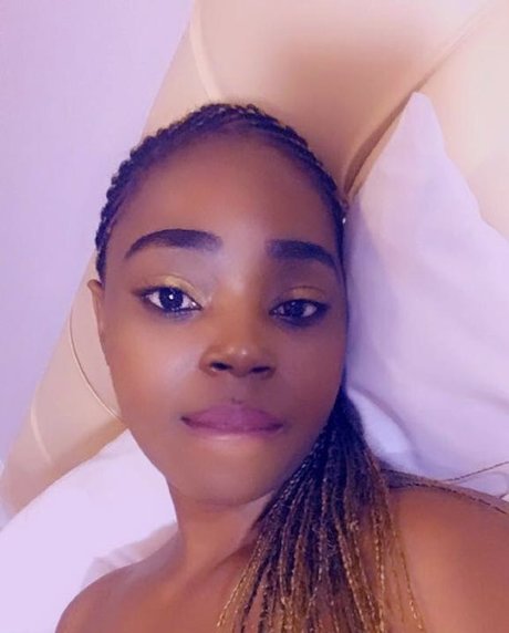 SassyAlexa 最高のスター 画像