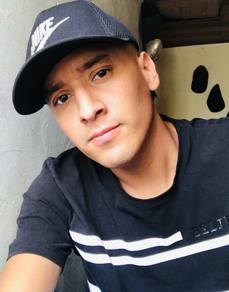 Santiago Rendon ポルノスター xxx 画像