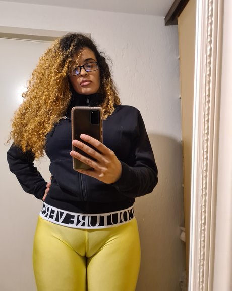 Rubiota83 ポルノスター 可愛い 画像