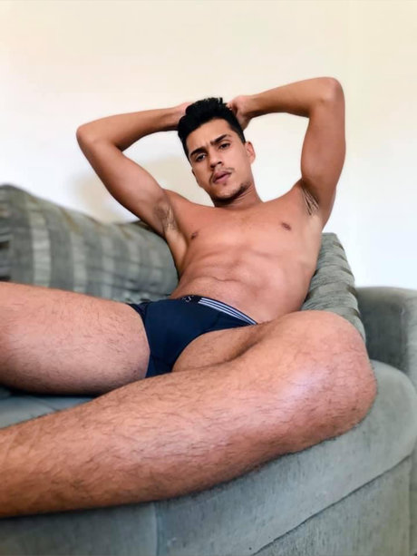 Rodrigo Alves 高品質のポルノスター 画像