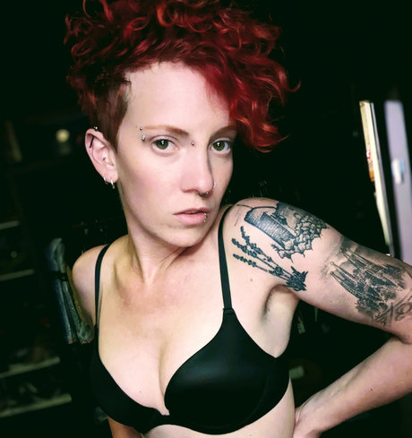 Scarlett Fever セクシーモデル 写真