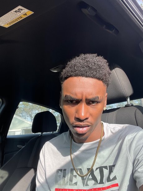 Leaf ポルノスター 高品質 画像