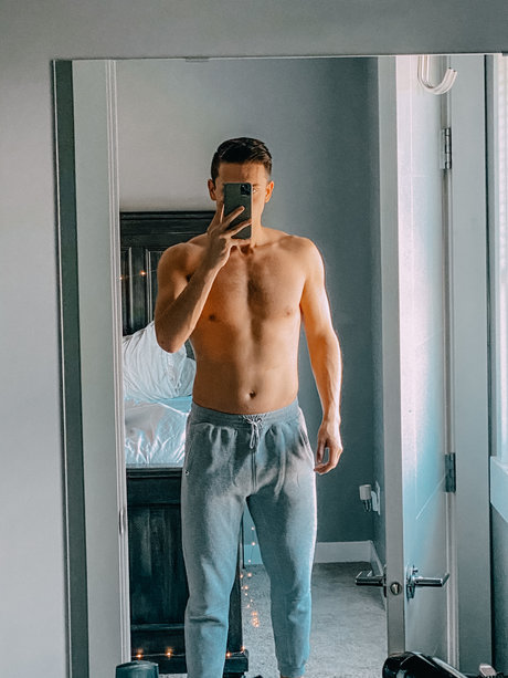 ブルネットのPOV OnlyFans xxx アーカイブ