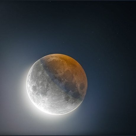 Eon ポルノ女優 写真