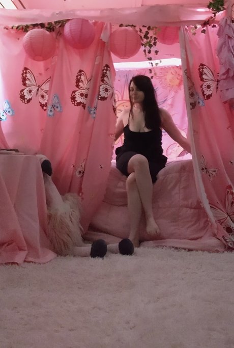 Harmony Campbell ホットモデル 写真