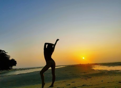 アジア人のセックステープ OnlyFans ヌード 写真