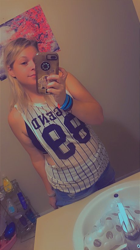 Jaxen セクシーなポルノスター 画像