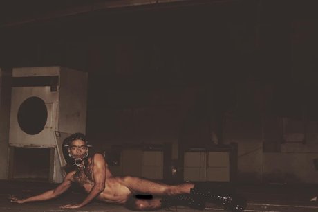 XXXMANNEQUINN ポルノスター 写真