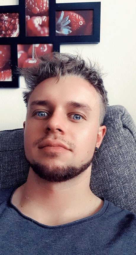 XxFloxX ポルノモデル 写真