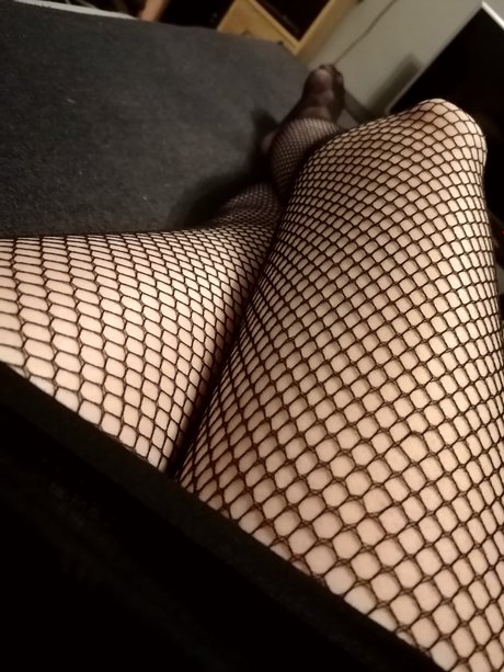 YoursMoni ポルノモデル 写真