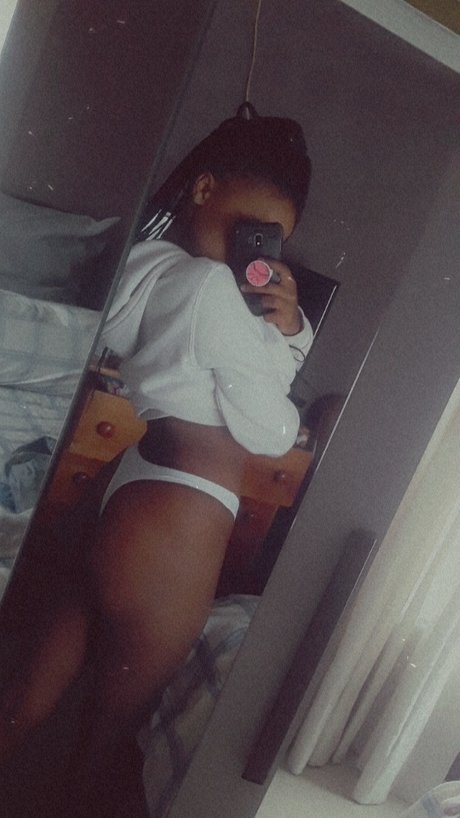 Milk amp amp Honey_ トップスター 写真