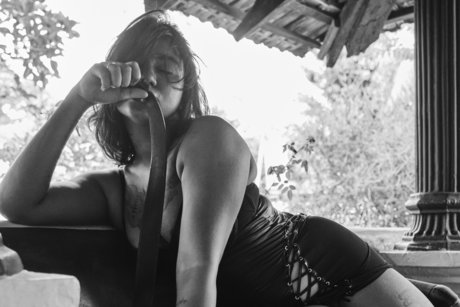 Mistress Yuki your Indian Mommy アダルトスター 写真