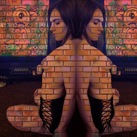 The Split Tongued Kinkster エロティックなポルノスター ギャラリー