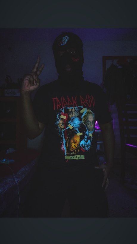 Tyler James ヌードのポルノスター 写真