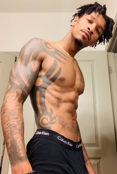 Marc Harrington 裸のモデル 画像