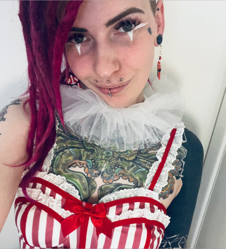 Olliecollie710 裸のスター 写真