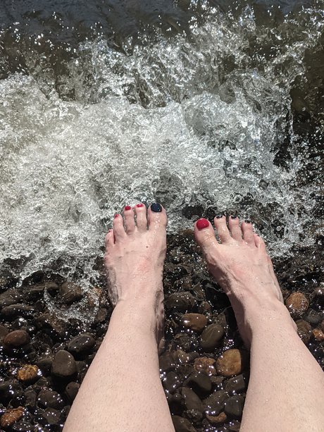 ビキニストリップOnlyFans エロチック 写真