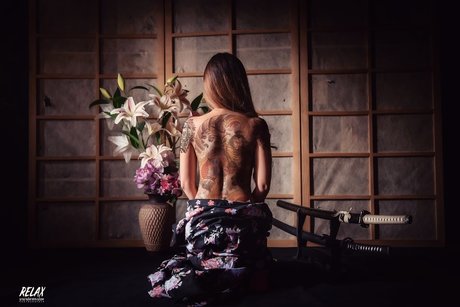 Paparussy_ ヌード女優 写真