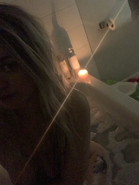 Horny Hippy 裸のポルノスター 写真