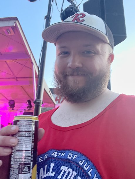 MisterG 裸のスター 写真