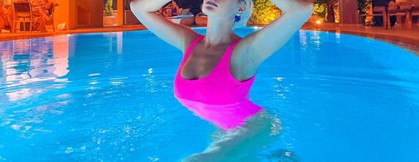 Blonde Queen ポルノスター 美しい 写真