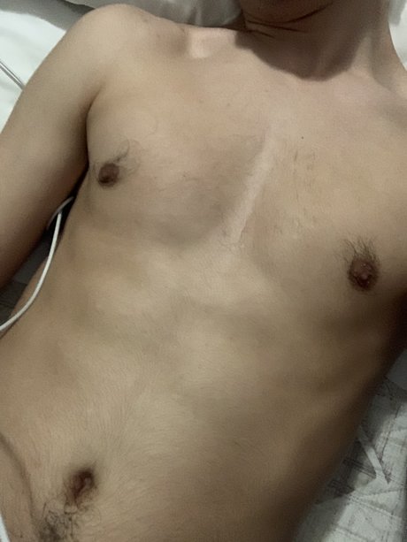 Italiantwink98 ポルノスター 素敵 写真