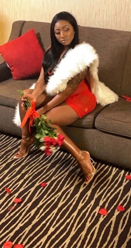 YUMMI 最高のスター 写真