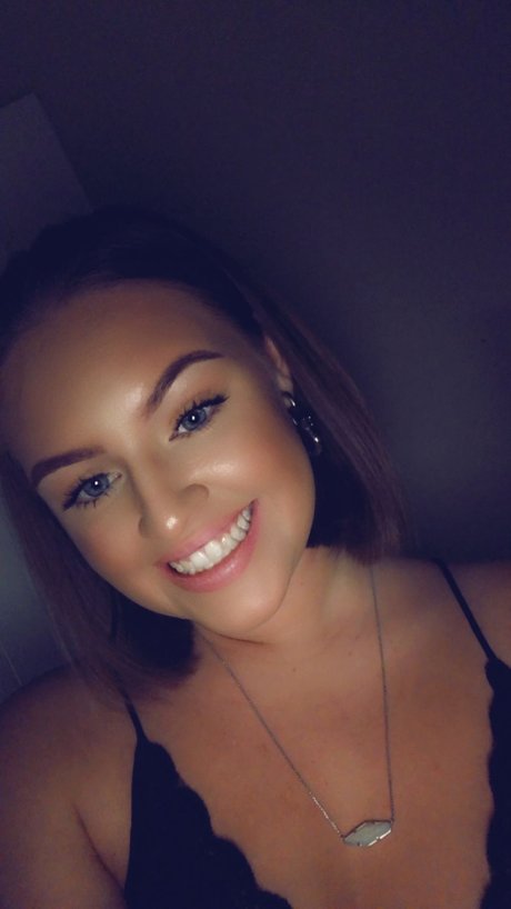 Gabi Hope 完璧なスター 写真