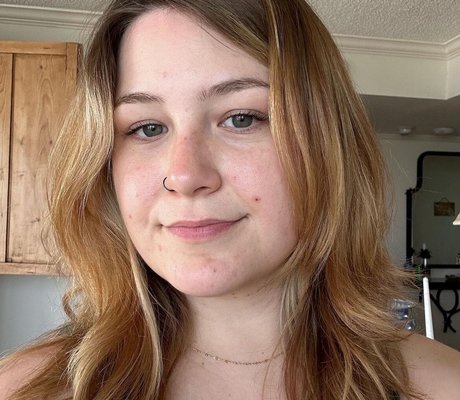 ブルネットのPOV OnlyFans 美しい 写真